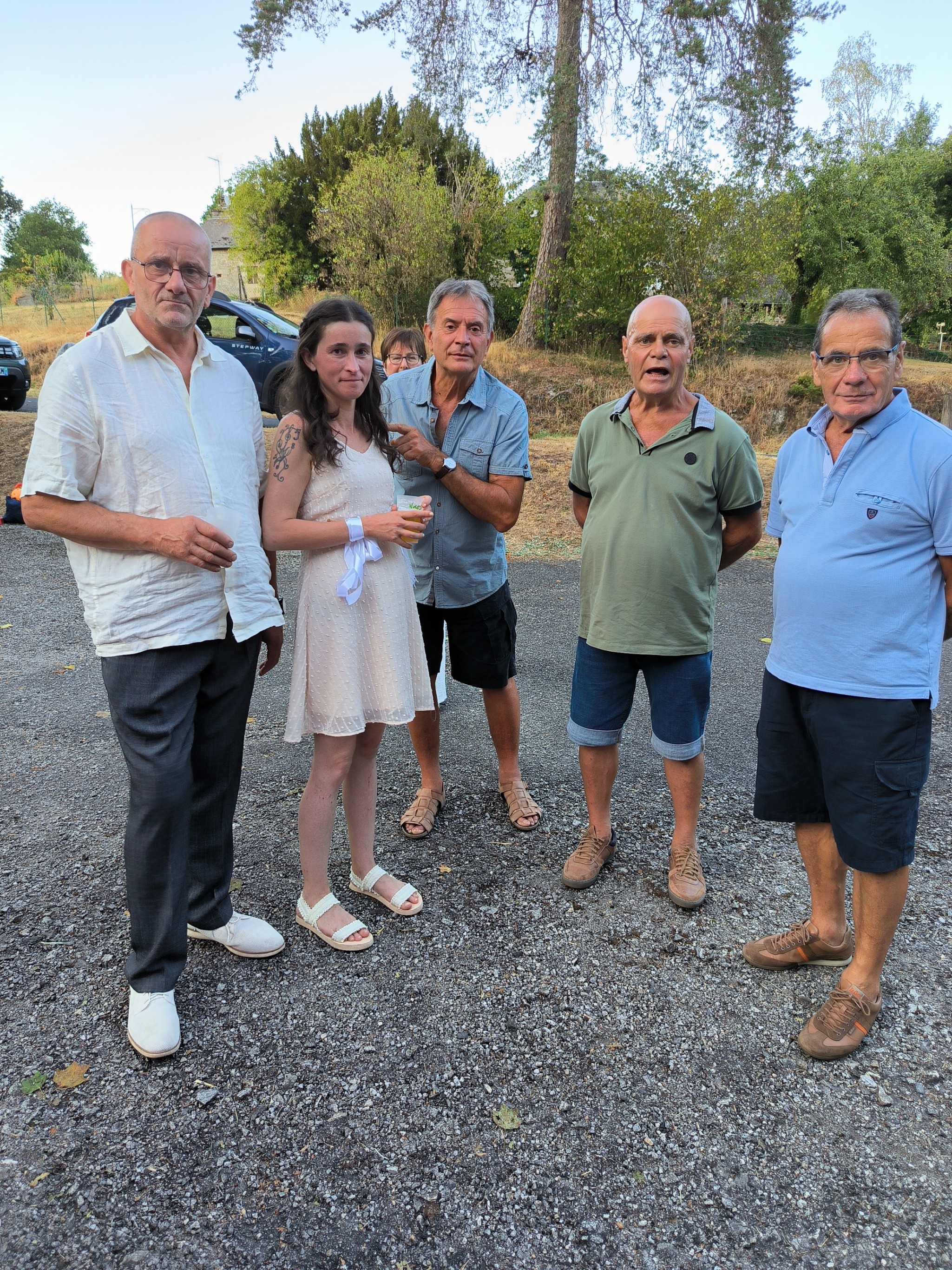 scene_3f7122b7-3d3a-48c1-82bb-f87461f0c400.jpg